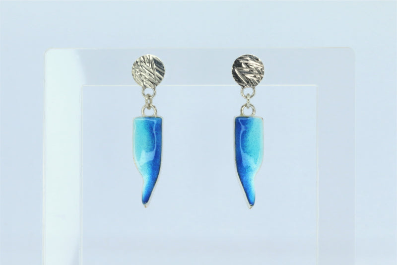 Icicle drop earrings